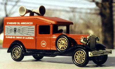 Chevron  Packard Standard Announcer Car